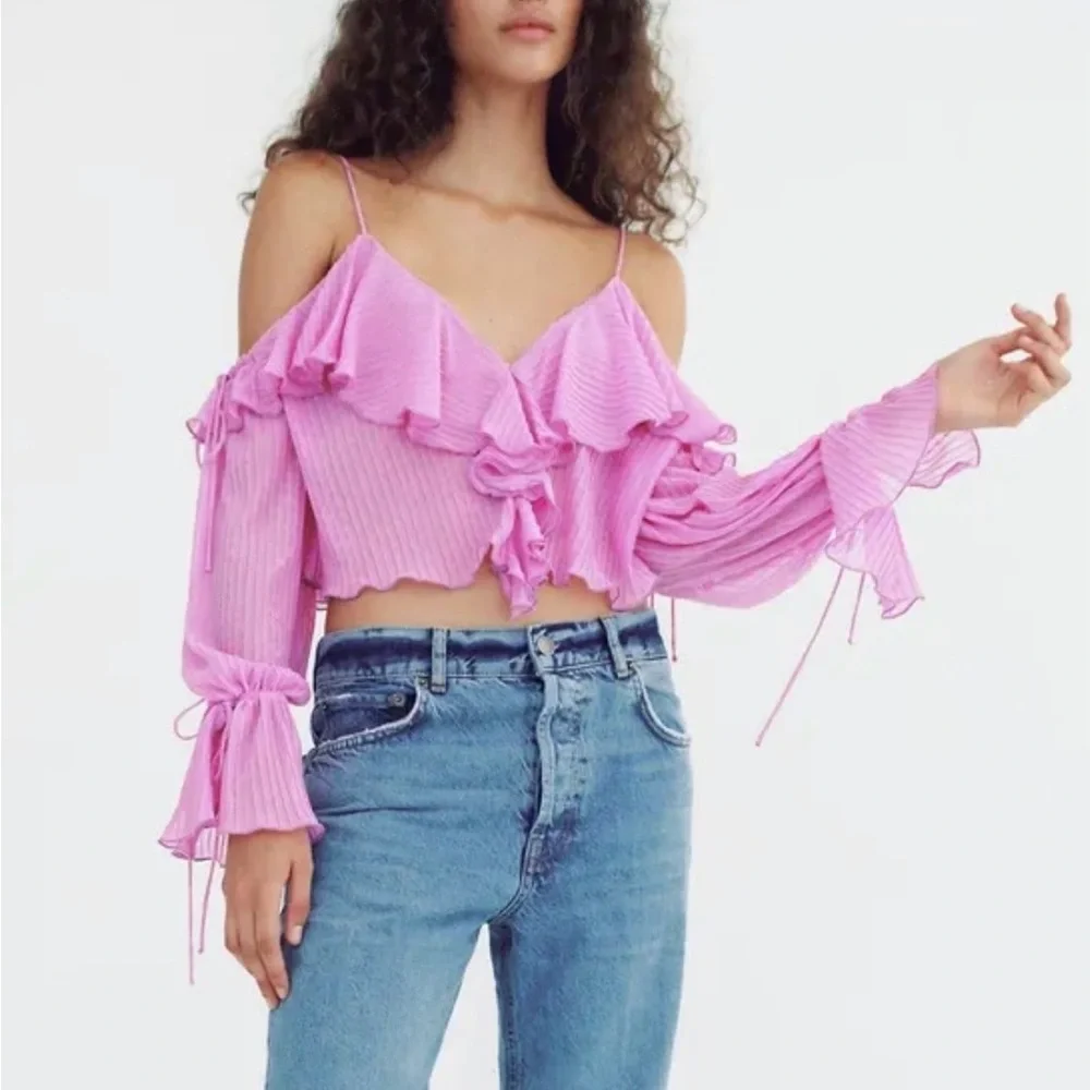 ZARA Ruffled Pleated Top - Picture 1 of 6